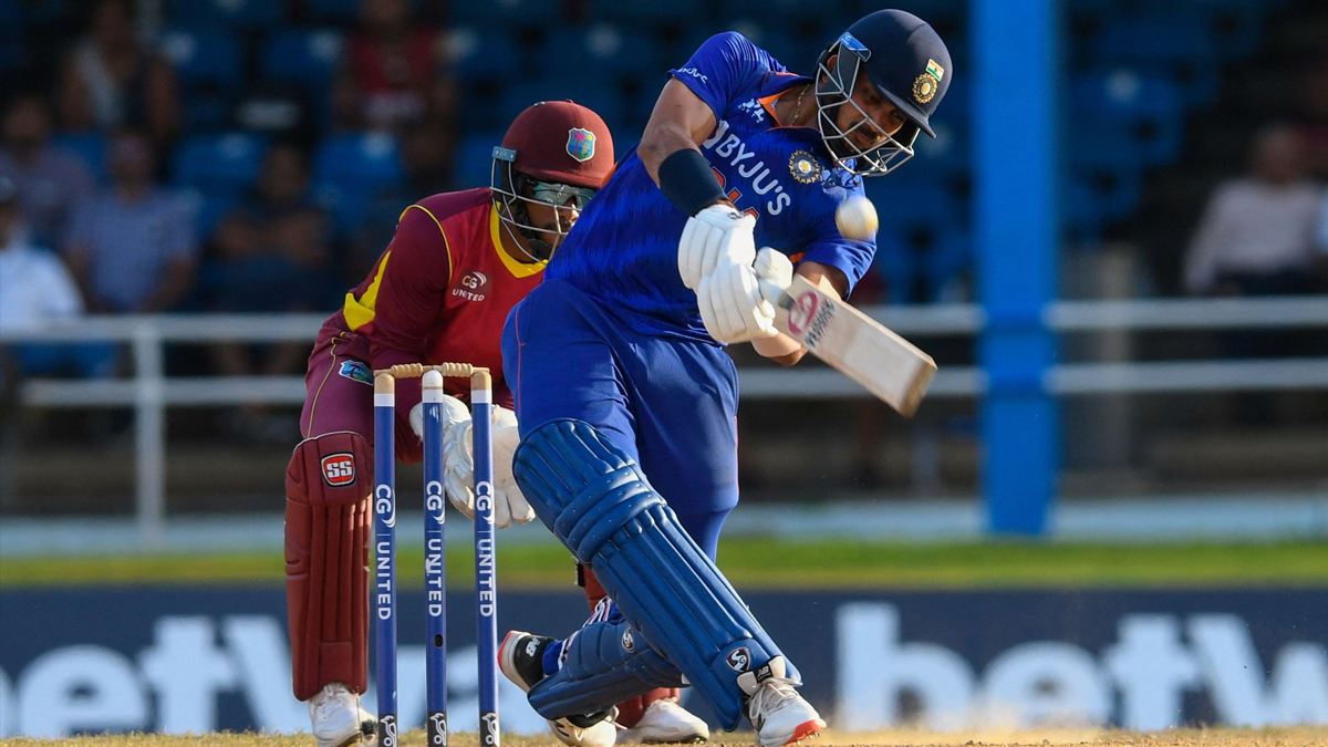 IND v WI, 2nd ODI: Axar Patel breaks M.S. Dhoni's 17-year-old record with match-winning six