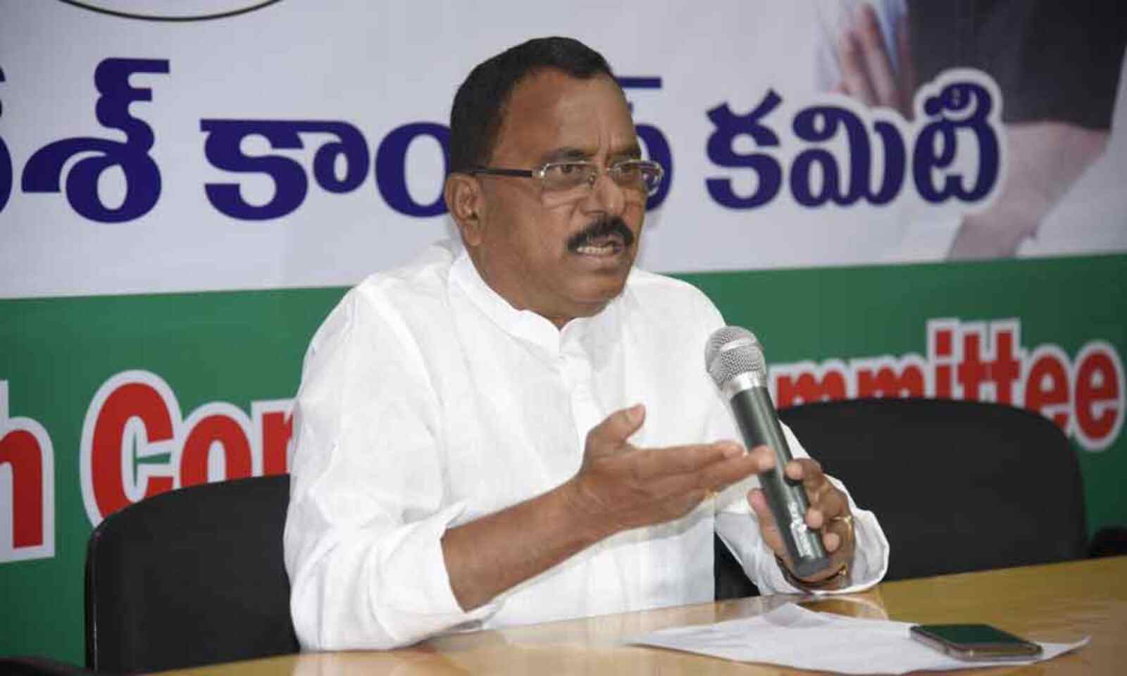 TPCC slams BJP over din in Parliament