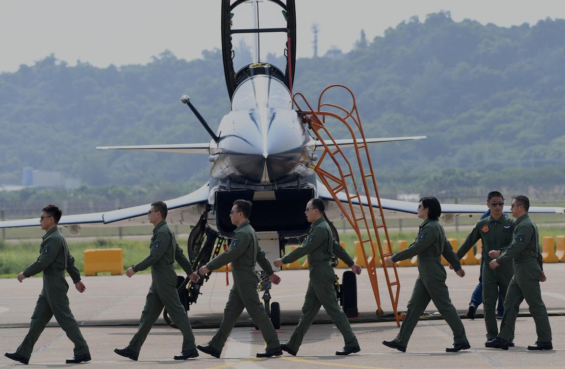 China military holds combat exercises around Taiwan as US senator visits island