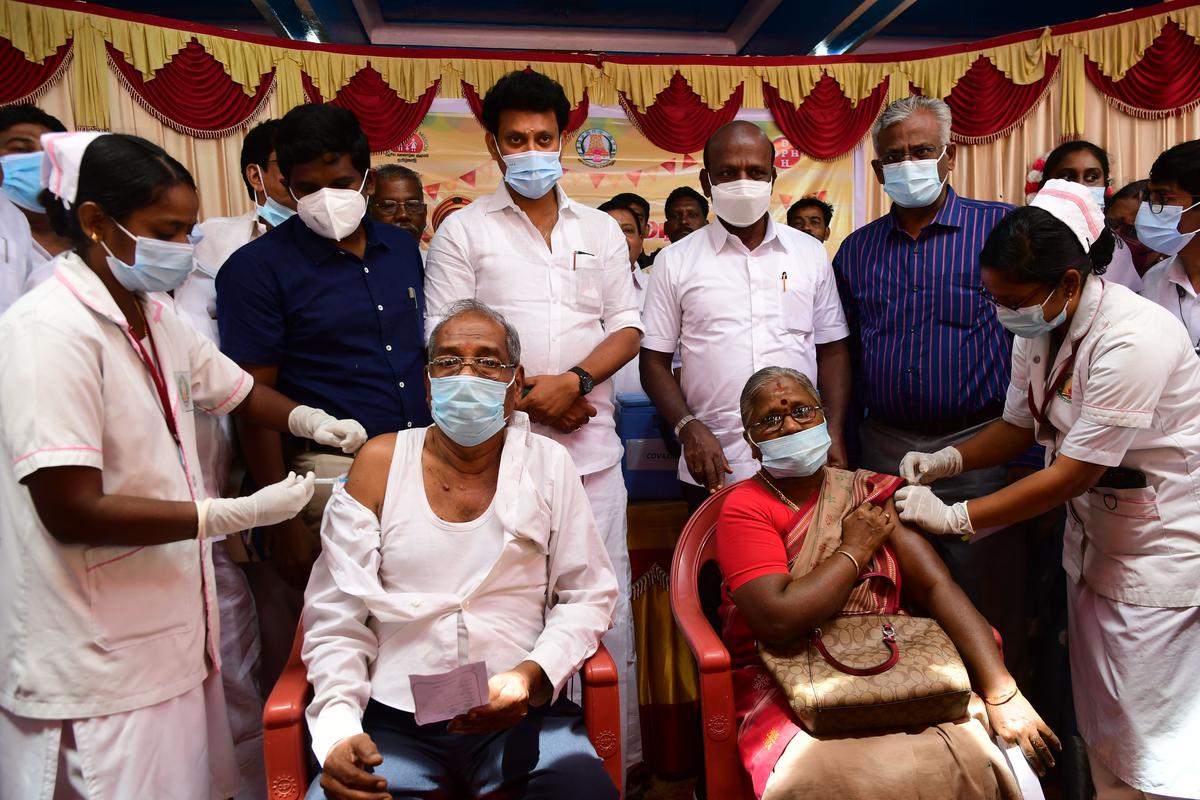 MINISTER FOR HEALTH AND FAMILY WELFARE INAUGURATED THE COVID-19 - BOOSTER DOSE VACCINATION CAMP AT SECRETARIAT, CHENNAI.