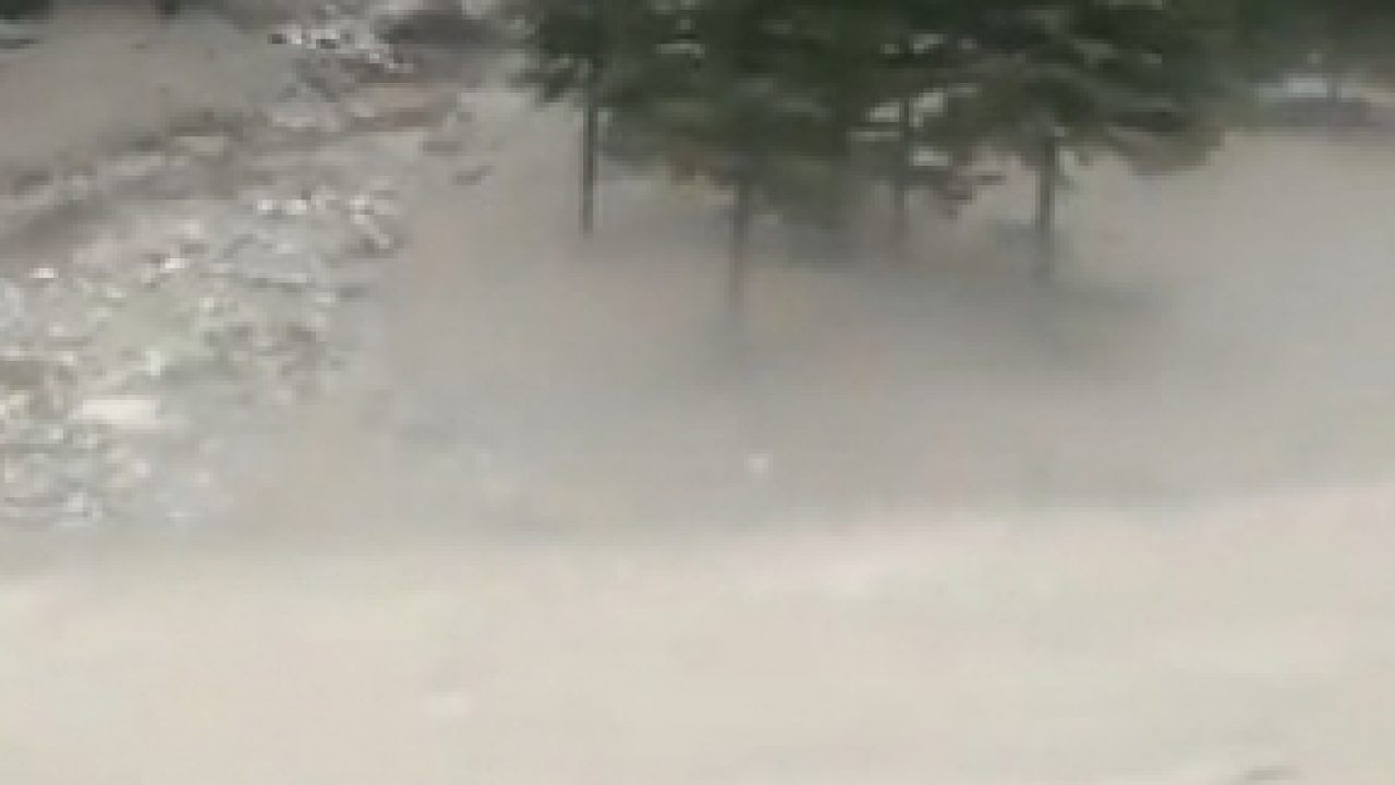 Cloudburst in Himachal's Kinnaur, houses submerged in ﬂood