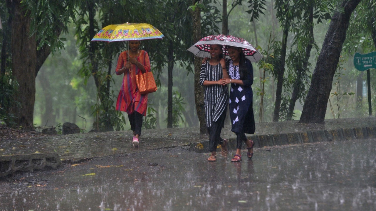 Heavy to very heavy rain likely in NCAP & Yanam today : Met