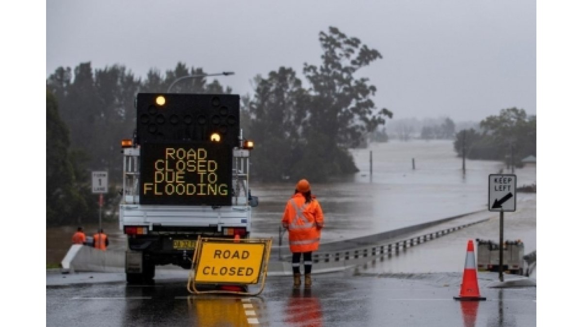 Task force joins clean-up in flood-prone Aus state