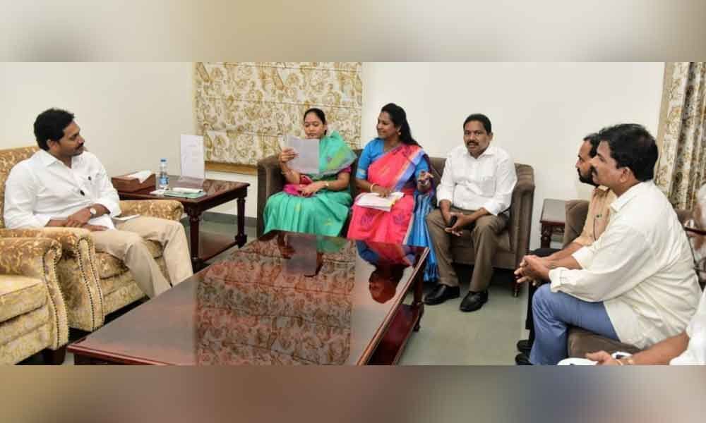 Jagan checkmates MLA Vundavalli Sridevi