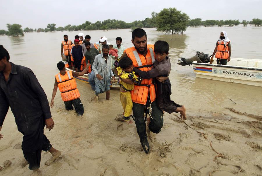 33 million people in Pakistan affected by floods