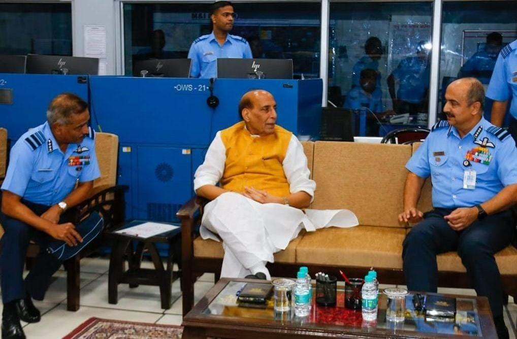 Rajnath visits premier IAF Radar station