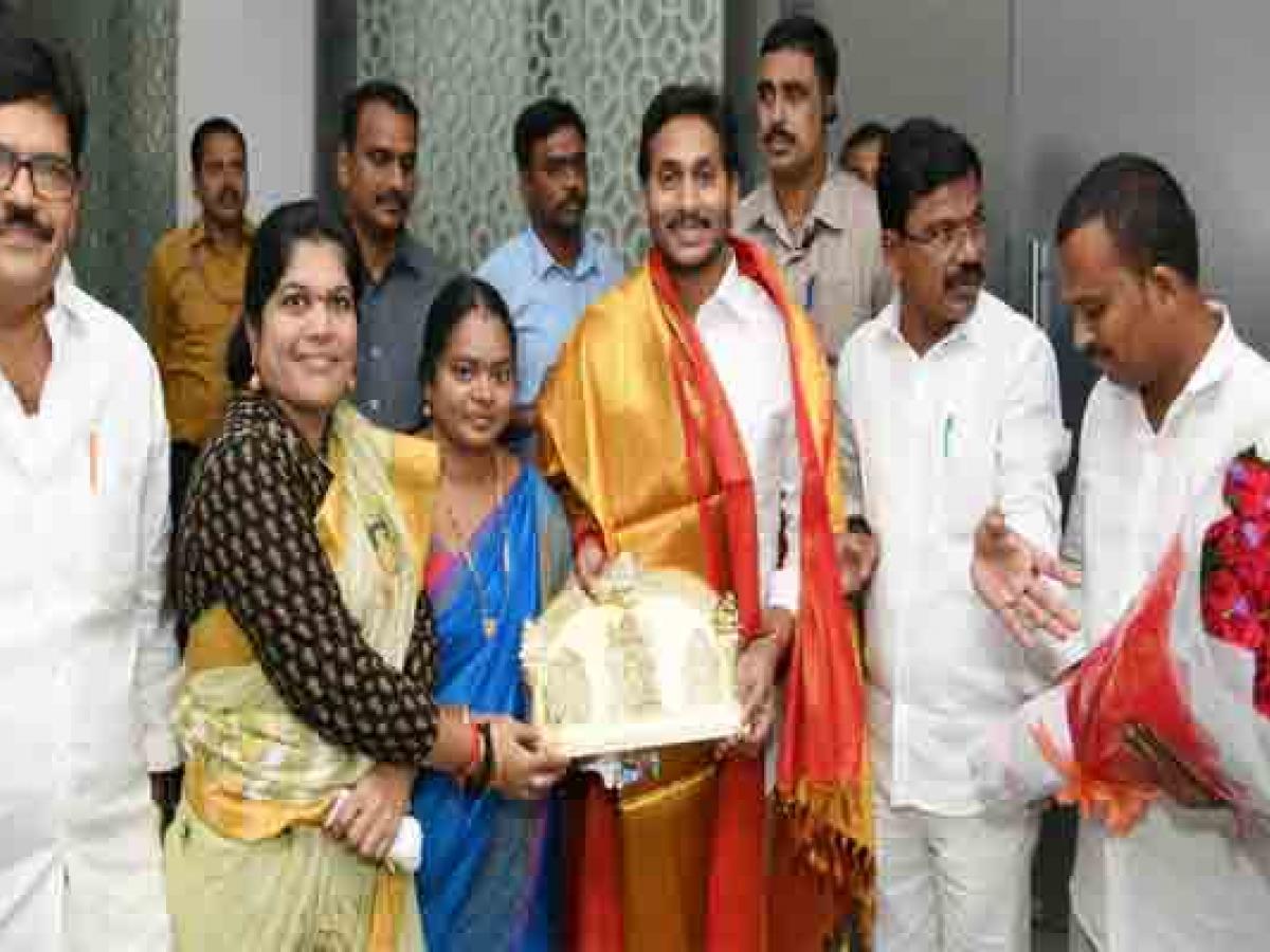 AP Nayee Brahmana Delegation Meets CM YS Jagan