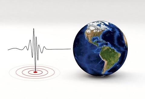 6.4-magnitude quake jolts Indonesia, no tsunami alert issued