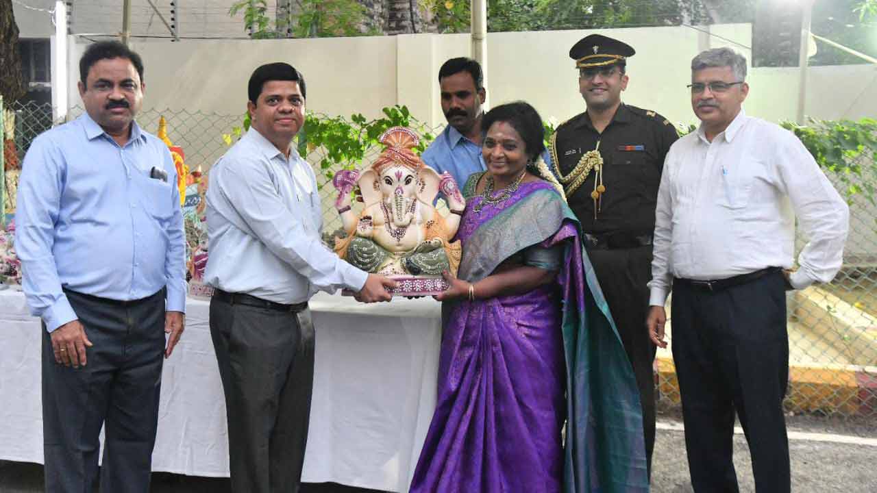 Telangana Governor distributes clay Ganesha idols to Raj Bhavan staff