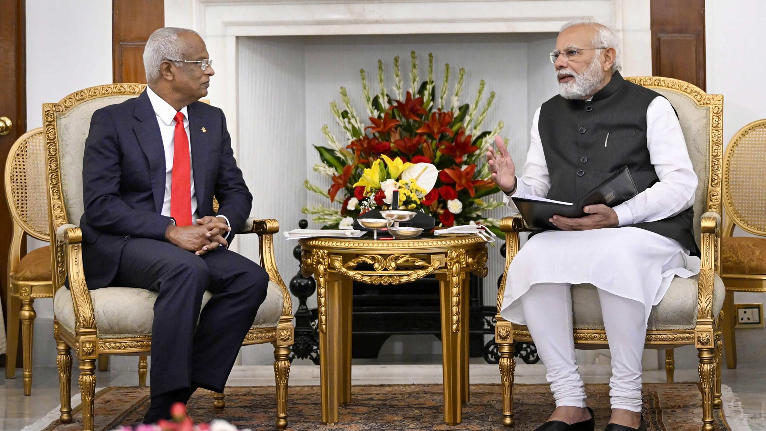 India inks six pacts with Maldives