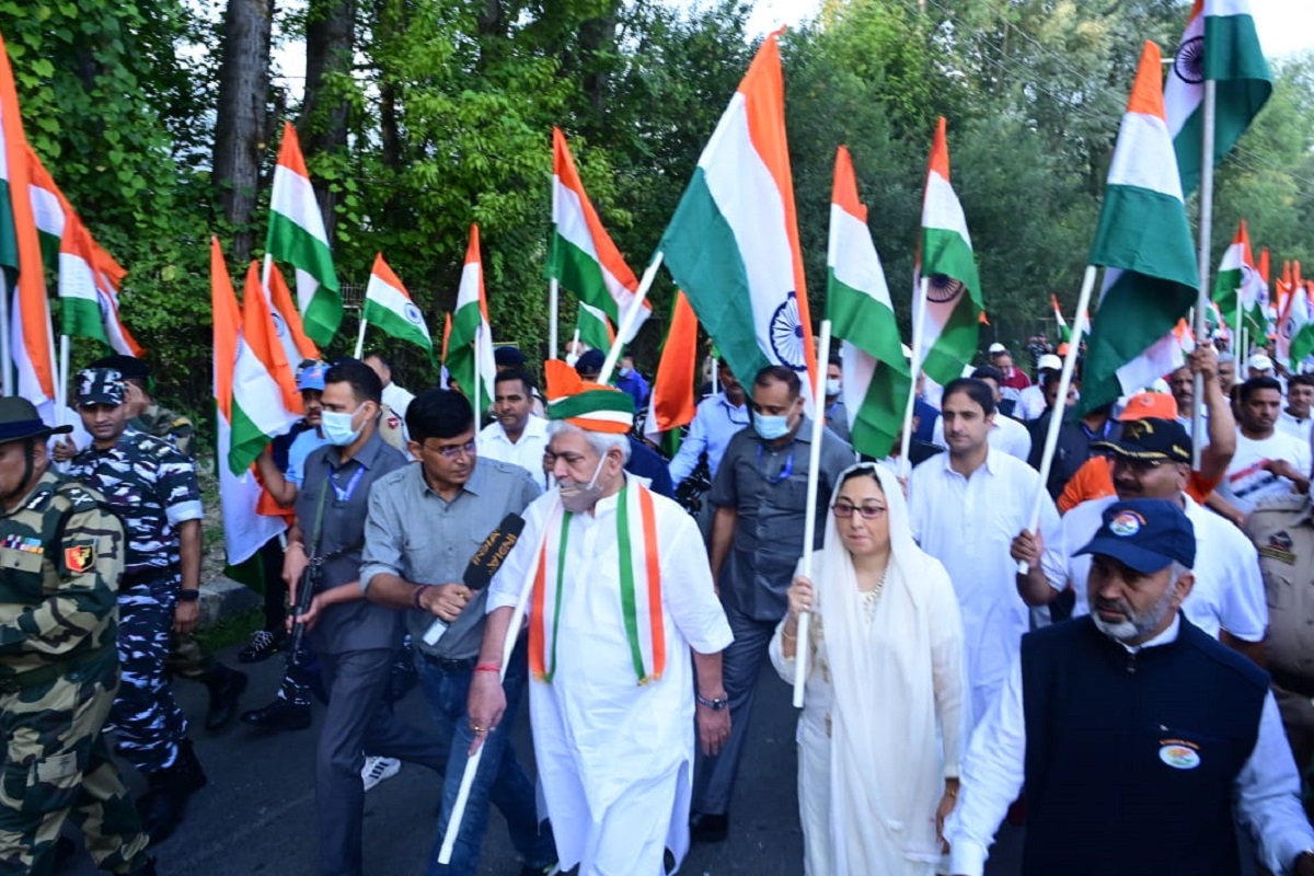 LG Sinha Joins Walkathon to celebrate ‘Har Ghar Tiranga’