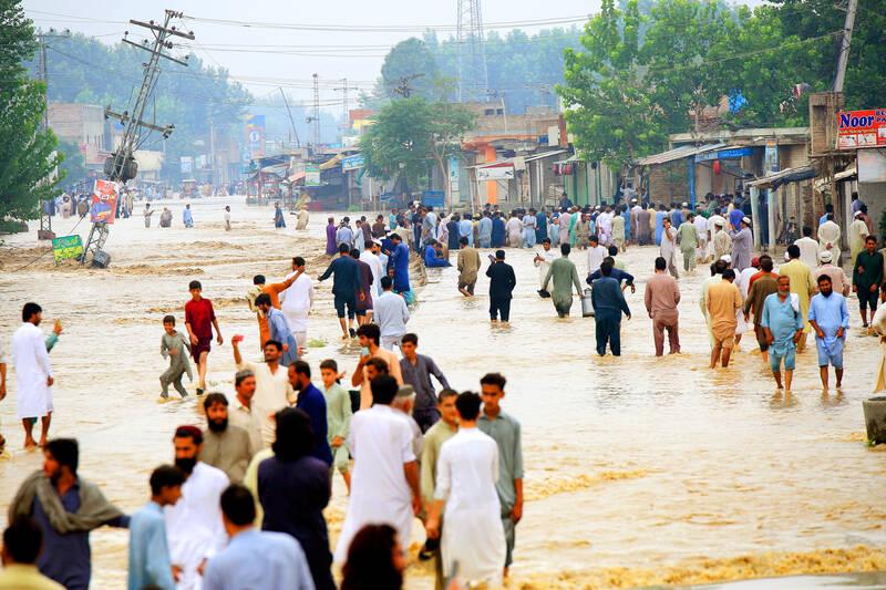 Millions affected in Pakistan's Sindh as Indus tributaries burst Banks