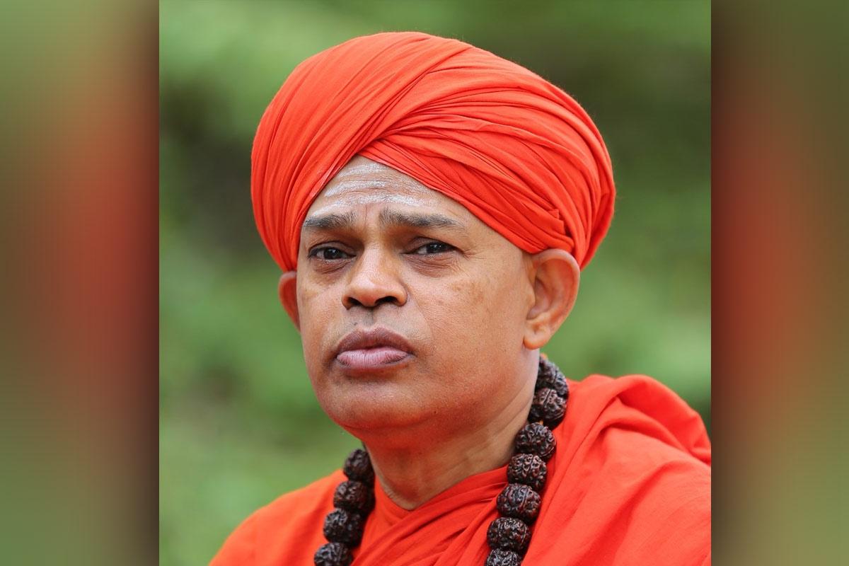 K'taka police set to arrest Lingayat seer facing sexual assault charges