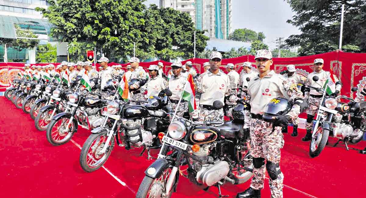 RPF bike rally reached Nizamabad