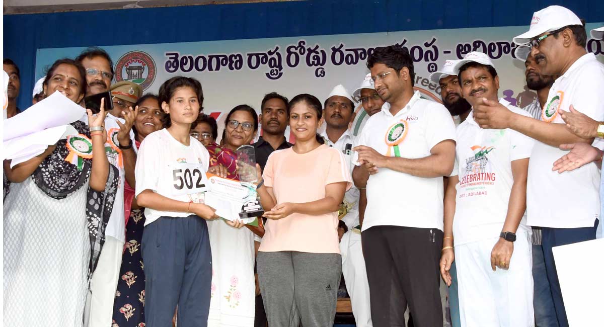 7.5 km run by TSRTC evokes good response in Adilabad