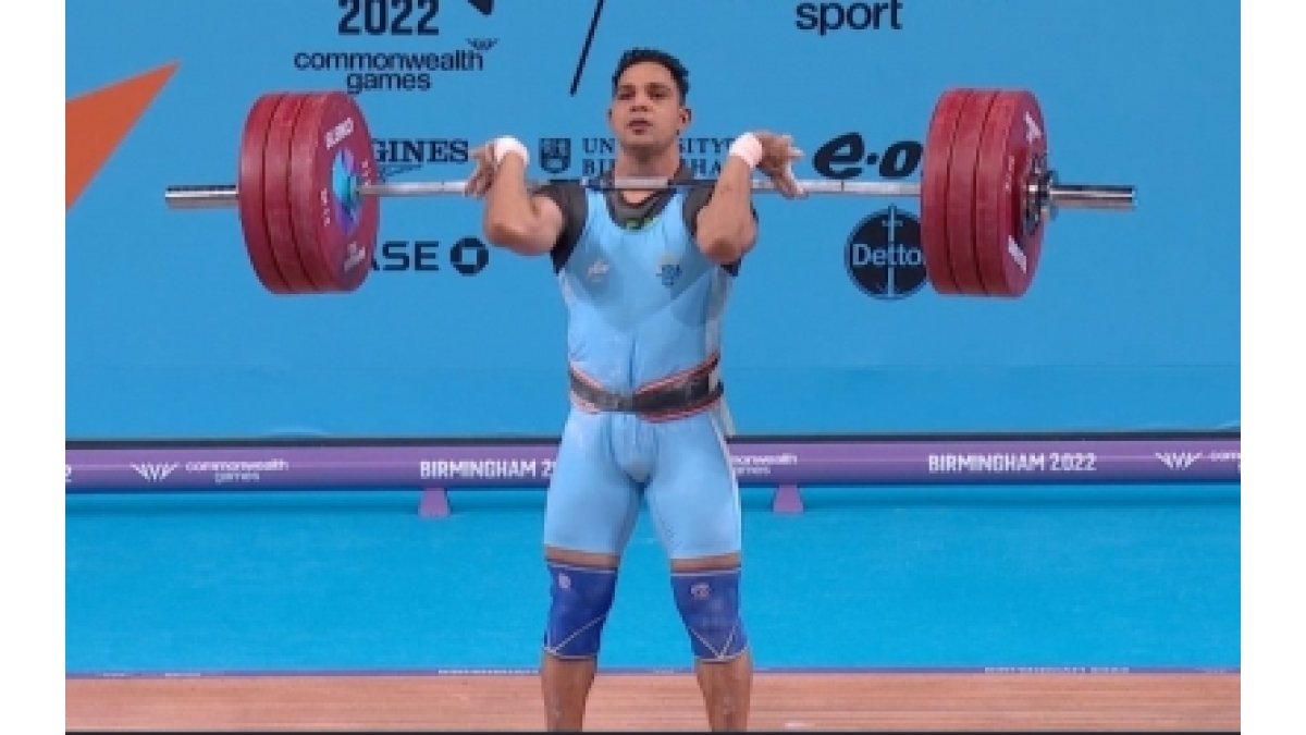 Ajay Singh misses out on medal by one kg, finishes fourth in dramatic men's 81kg