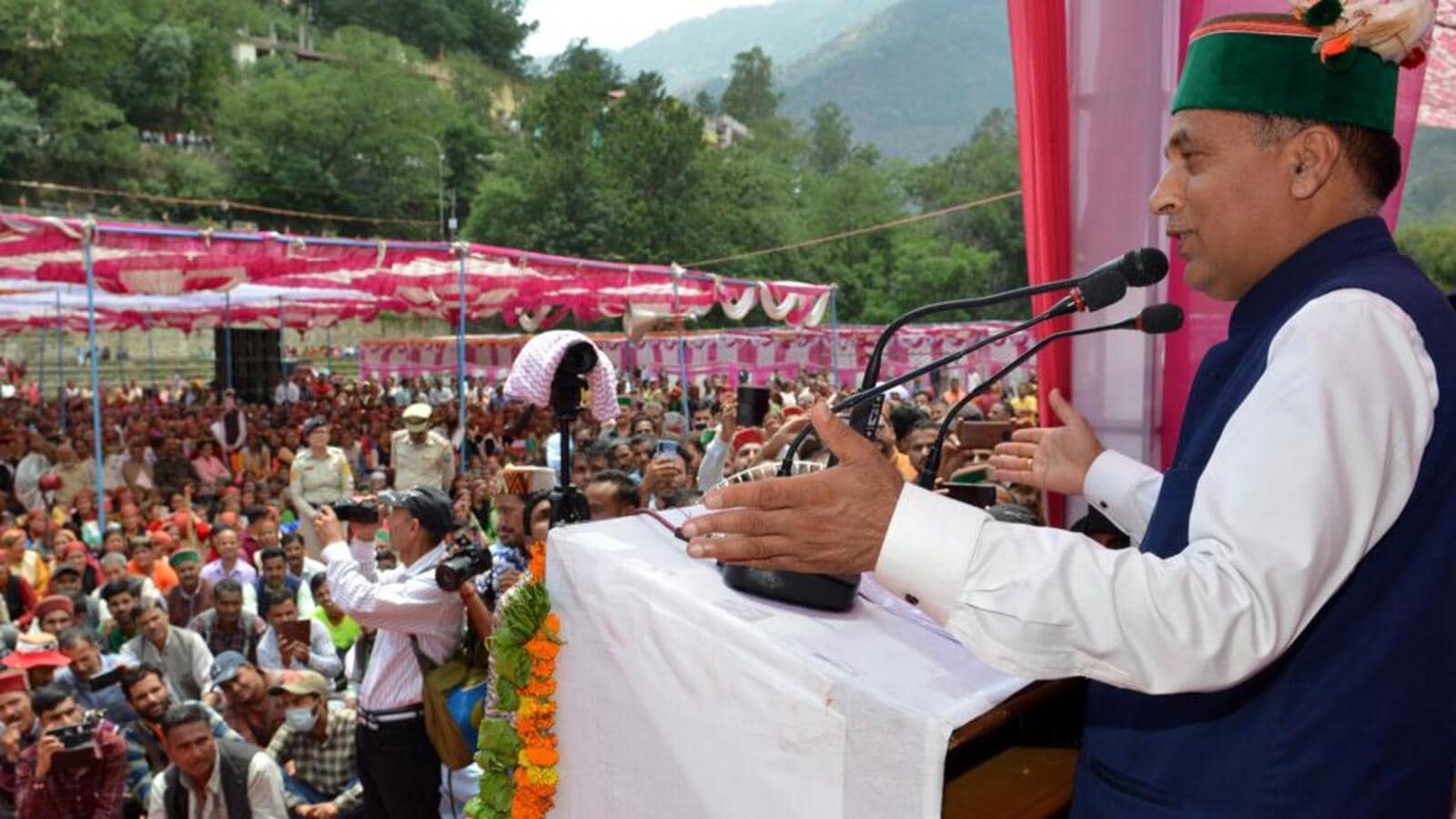 Himachal CM inaugurates Rampur heliport