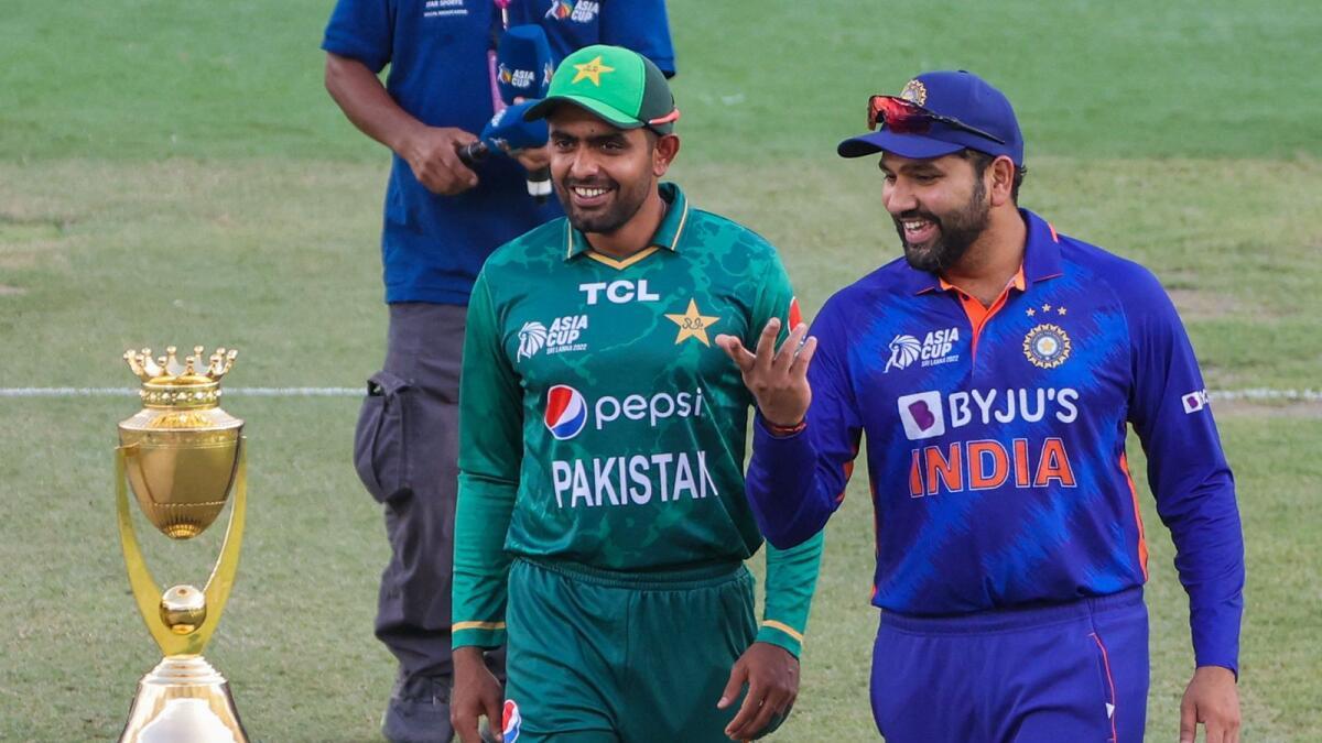 Asia Cup 2022: Karthik plays ahead of Pant as India win toss, elect to bowl first against Pakistan