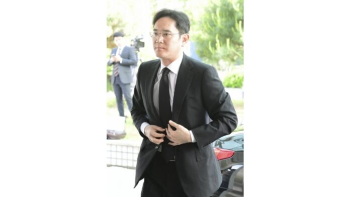 Samsung boss expected to solidify leadership after receiving pardon