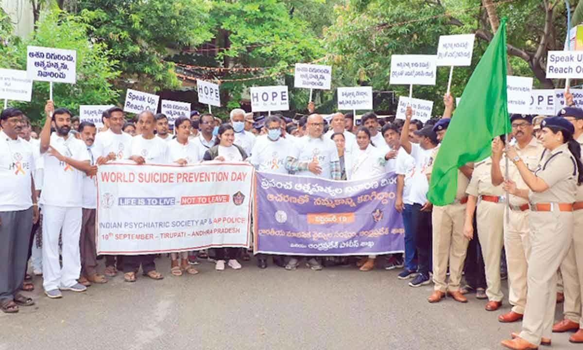 SP flags off International suicides prevention day rally