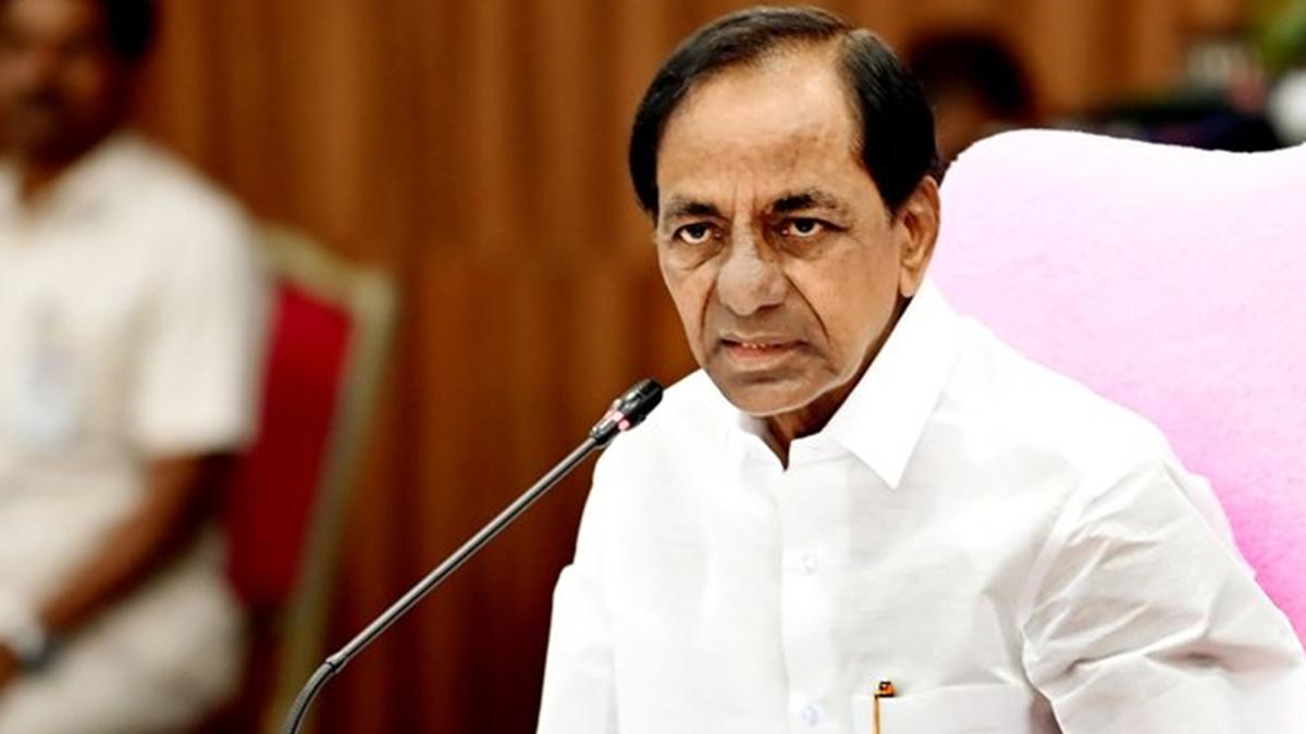 KCR urges Centre to withdraw power reforms bill before another agitation