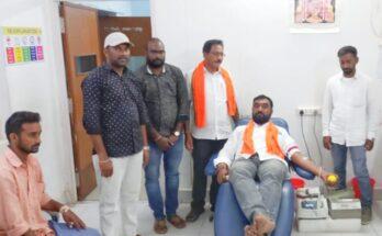 Dr. Sailendhar Reddy who donated blood to a patient in distress