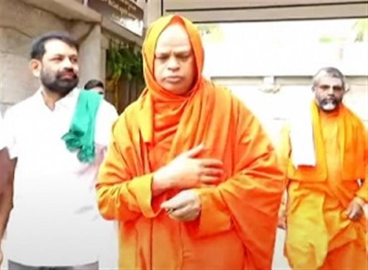 K'taka Lingayat mutt sex scandal: Activists seek monitoring of case by CJE