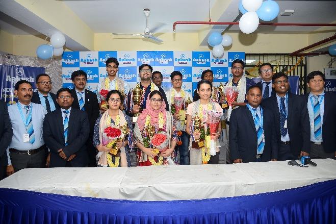 7 Aakash BYJU’S students from Hyderabad inks stupendous results in NEET UG 2022;