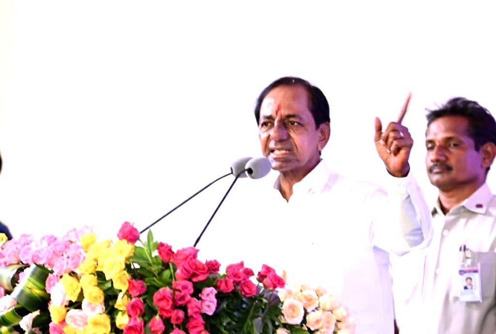 KCR gives slogan of ‘BJP Mukt Bharat’ in Patna visit