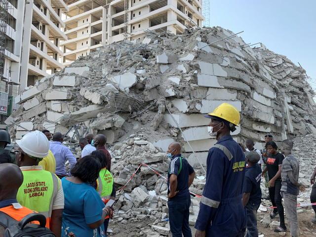 At least 2 people die in building collapse in Nigeria