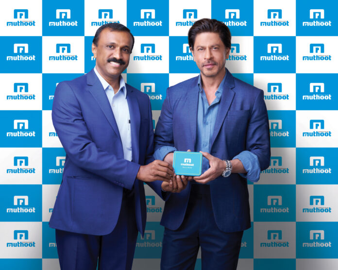 Shaji Varghese, CEO, Muthoot-FinCorp Limited, with SRK