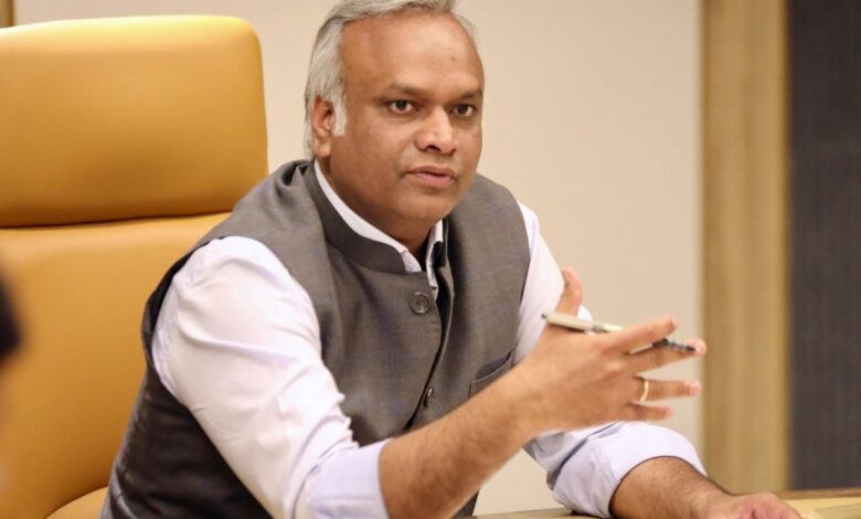 Governor refusal to read joint session address sparks constitutional row in Karnataka