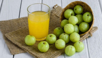 Amla Juice or Turmeric Water Which Morning Drink Is Better for Glowing Skin
