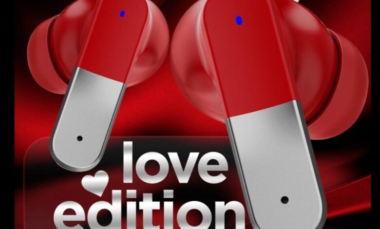Red Hot Valentine Gift Dubstep Launches Special Edition Earbuds