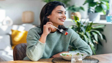 Simple Superfoods That Can Help You Look Younger Even After 50