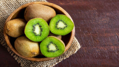 Stop Throwing Away Kiwi Peel Experts Say You Are Missing Half the Nutrition