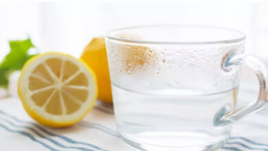 Warm Lemon Water Habit Gains Attention as Simple Health Booster