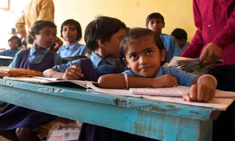 AP Students Get Free Albendazole Tablets Under Statewide Deworming Drive