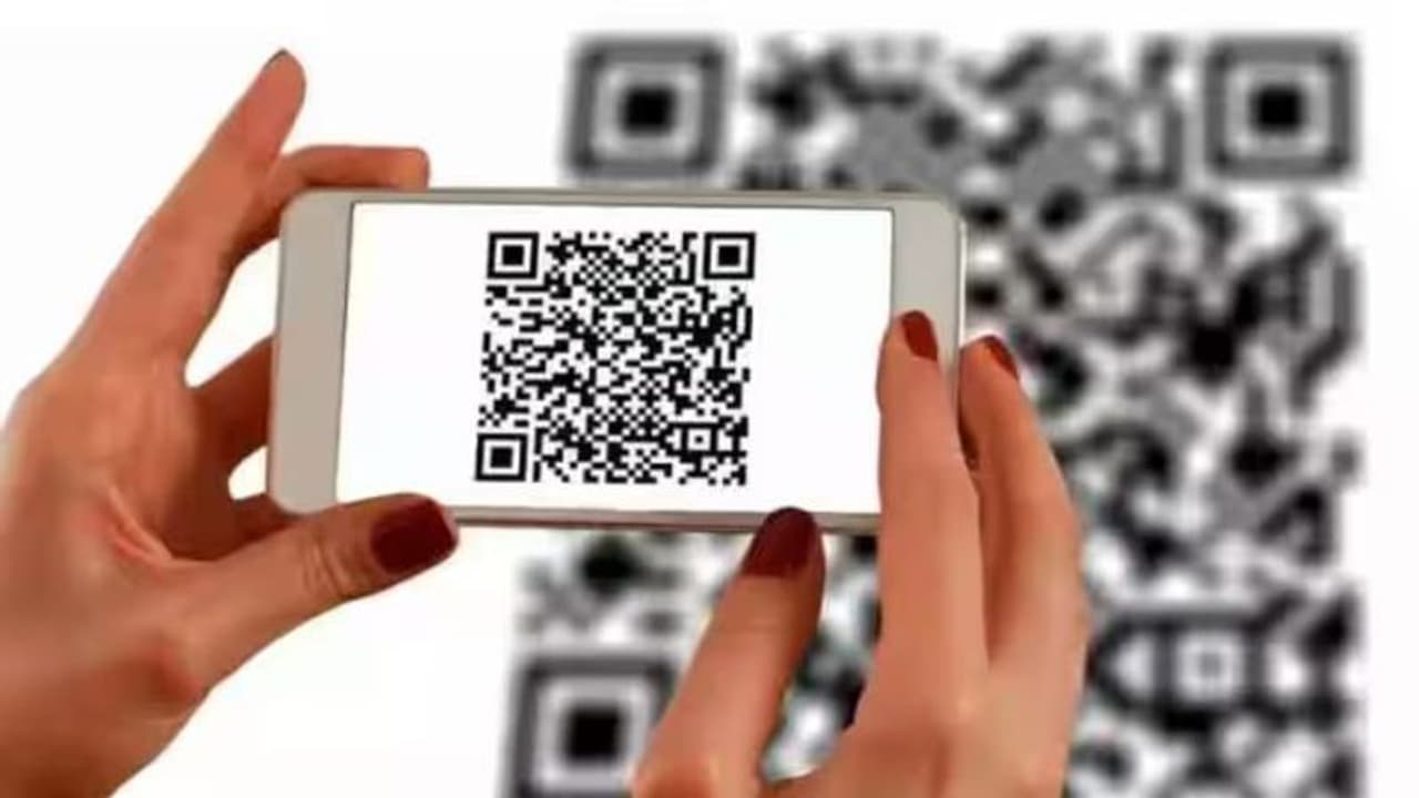 Andhra Pradesh Introduces QR Code Payments for Every Home to Simplify ...