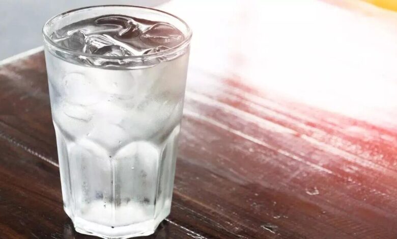 Cold Water in Summer: Is Chilling Yourself with Ice Water Doing More Harm Than Good