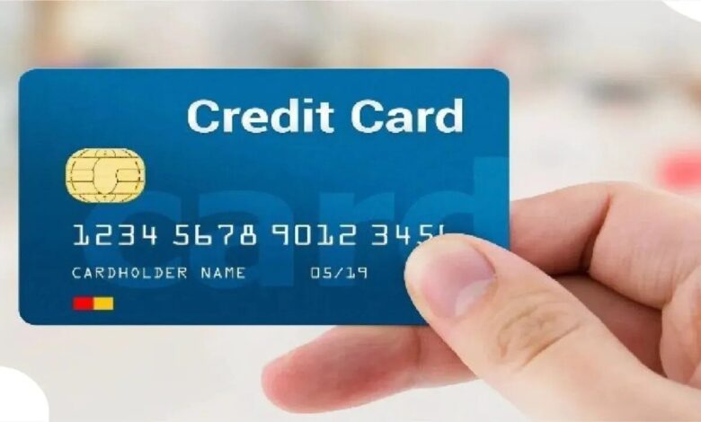 Credit Card Benefits and Risks What Users Must Know to Avoid Debt Problems