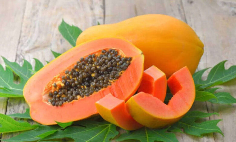 Papaya in Summer Safe or Risky Experts Explain Who Should Avoid This Popular Fruit