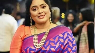 Actress Devi Priya Escapes Car Accident, Driver Dies Near Perambalur