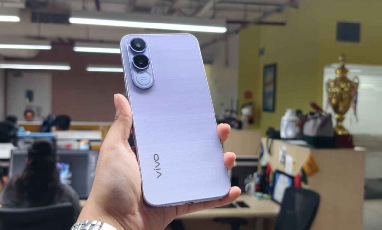 Vivo Launches V70 FE in India with 200MP Camera and Massive 7000mAh Battery