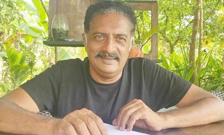 Prakash Raj Praises Kerala Development Calls Pinarayi Vijayan Symbol of Progress and Unity