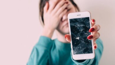 These Common Summer Habits Could Damage Your Smartphone